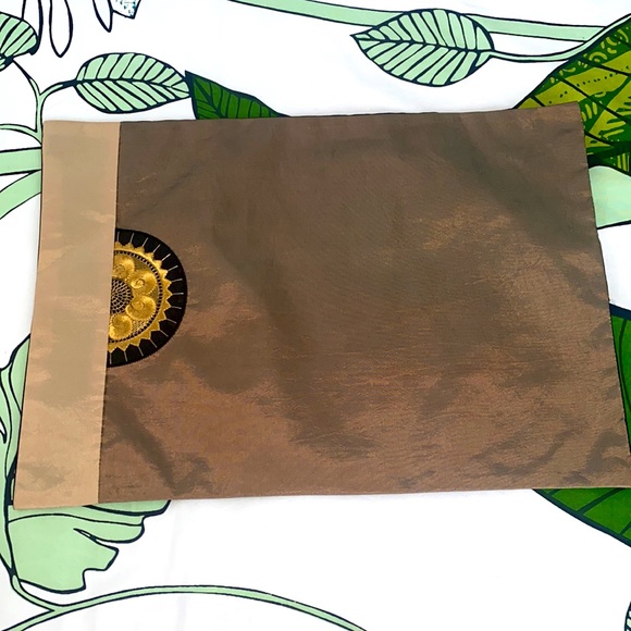 Vintage Decorative Satin Place Mats and Chopsticks - Picture 2 of 8